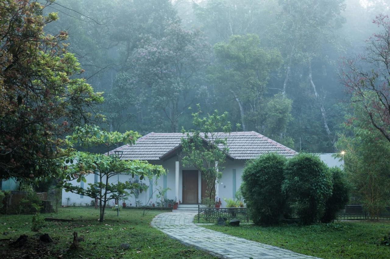 Abad Brookside Wayanad Hotel Vythiri Exterior photo