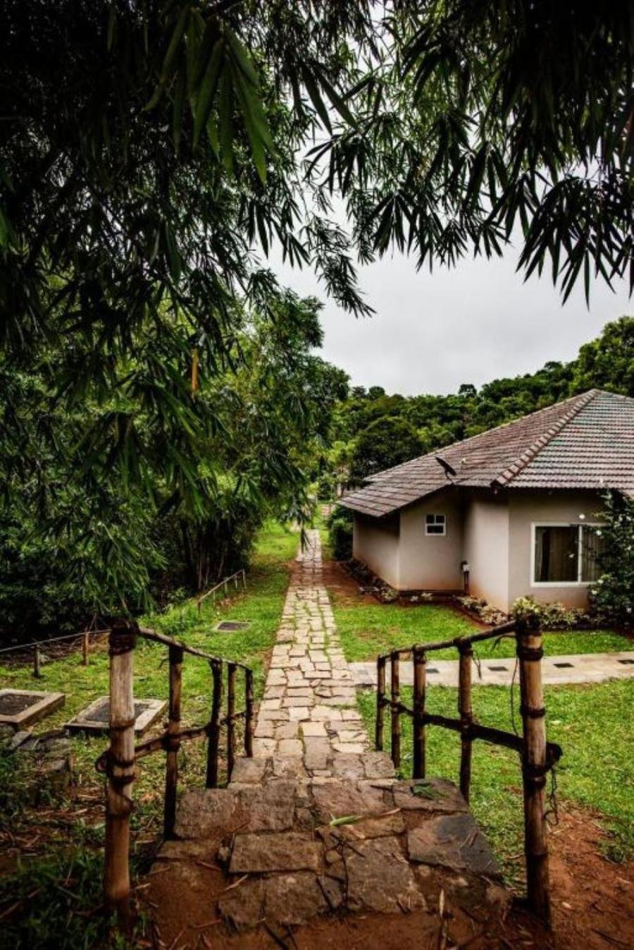 Abad Brookside Wayanad Hotel Vythiri Exterior photo