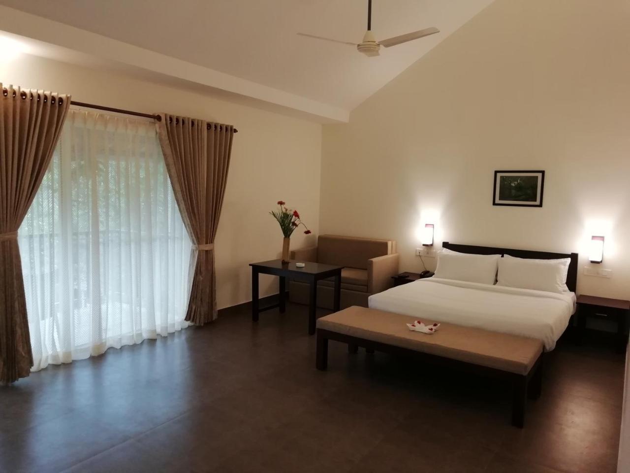 Abad Brookside Wayanad Hotel Vythiri Exterior photo